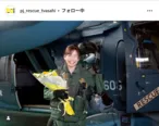 内野聖陽＆鈴木京香、花束を抱え満面の笑みのクランクアップ写真に「本当に終わっちゃうの？」の声＜PJ～航空救難団～＞