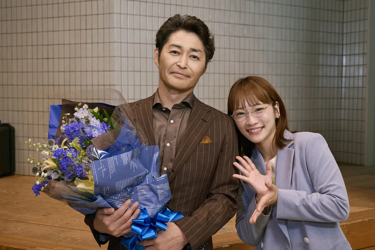 安田顕、川栄李奈