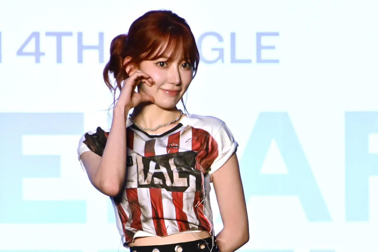 LE SSERAFIM 日本ショーケースで熱いパフォーマンスを披露、SAKURA