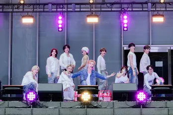 INIが歌舞伎町でシークレットライブ　3RD ALBUMタイトル曲など披露し「『THE ORIGIN』たくさん楽しんでください！」