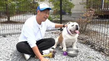 パンサー尾形に“降りてきた”プレゼント企画スタート 愛犬・三九(ミク)ちゃんのために訪れたパワースポットでさっそくご利益