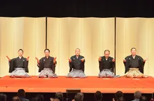 市馬、小遊三、昇太ら大物落語家が700回をお祝い！