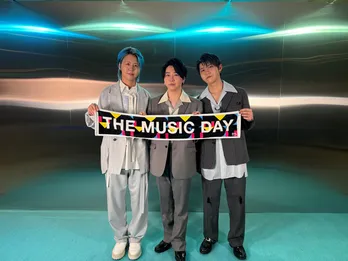 <THE MUSIC DAY 2025>Mrs. GREEN APPLE がメドレーを披露「テレビのパフォーマンスと、MVの比較を楽しんで」