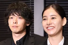 中村倫也&新木優子、ほほ笑ましい仲良しオフショットに「大好きな2人」の声<DOPE 麻薬取締部特捜課>