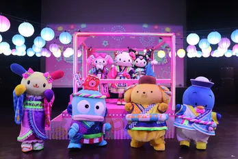 ハローキティがやぐらで踊る！ポムポムプリン、ウサハナらが新コスチュームを披露＜サンリオ＞