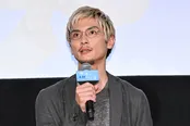 映画「海辺へ行く道」完成披露上映会舞台あいさつより
