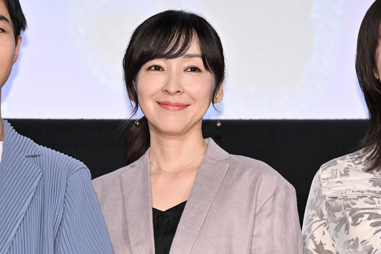 映画「海辺へ行く道」完成披露上映会舞台あいさつより