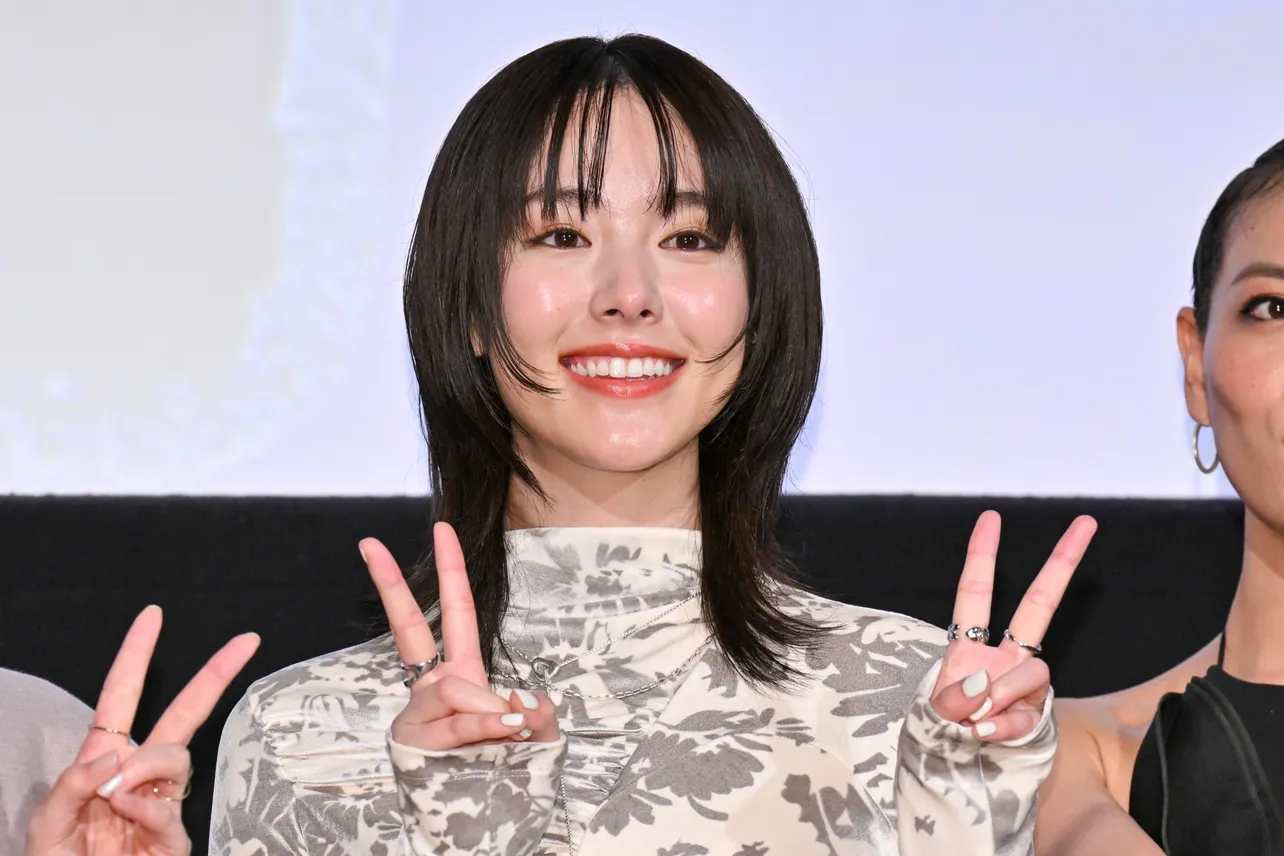 映画「海辺へ行く道」完成披露上映会舞台あいさつより