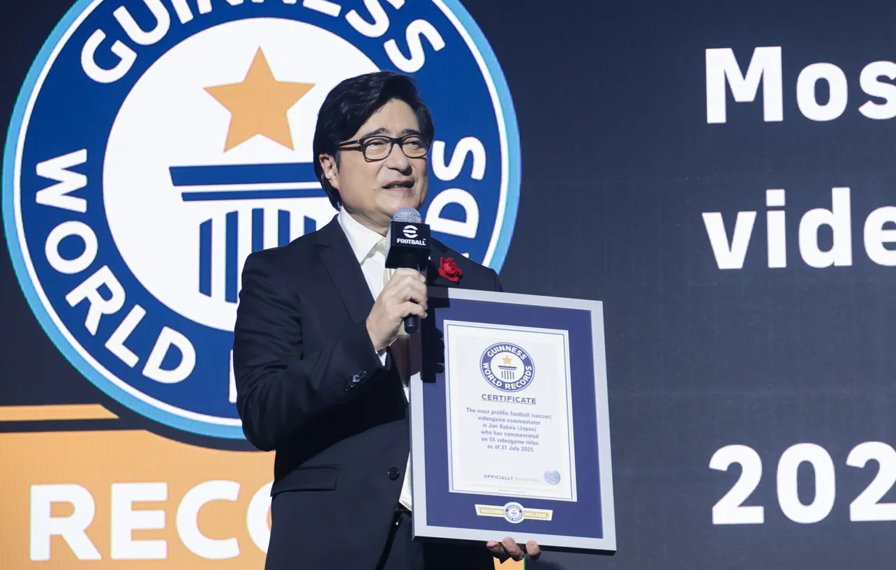 ジョン・カビラ