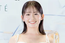 久間田琳加、劇中とは雰囲気が違うにこにこショットに「どんな異能力なのかな」「過去が気になる」の声<DOPE>