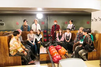 <VS.超特急>ももクロ先輩とガチンコ対決 「一緒にお風呂入りました」とシューヤ&マサヒロが仲良しトークを披露