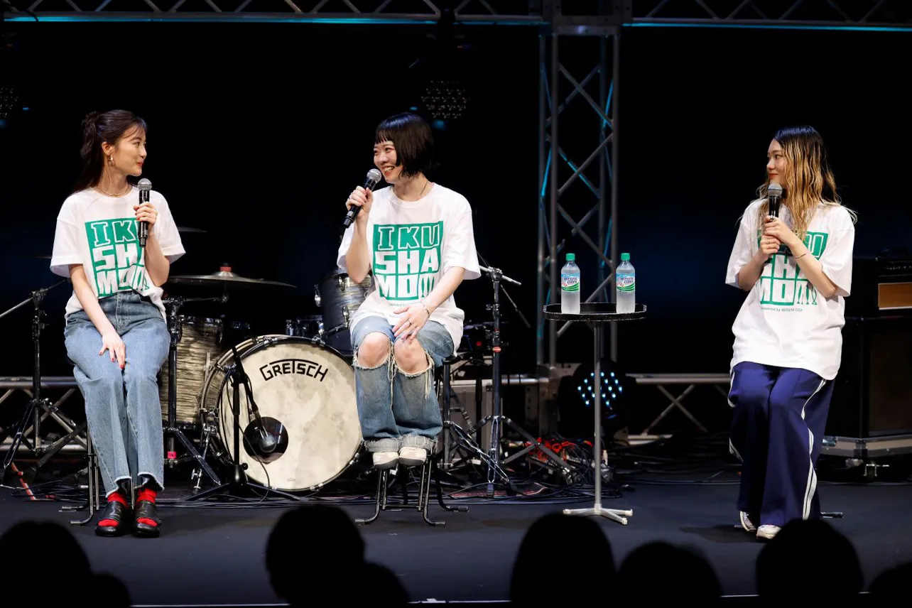生田絵梨花がSHISHAMOとのコラボバンド“IKUSHAMO”で人気楽曲カバーを