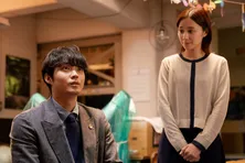 磯村勇斗“健治”、盗撮被害を訴える生徒・近藤華“三木”に話を聞く<僕達はまだその星の校則を知らない>