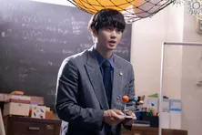 磯村勇斗“健治”の学校で盗撮問題が発生、被害を訴える女子生徒のため救済策を考案<僕達はまだその星の校則を知らない>