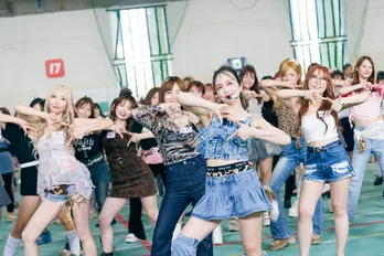 朝ドラ「おむすび」ギャル監修・Rumiが100人以上のライバーに“パラパラ”を伝授「このままギャルサーの映画にしたい」と称賛