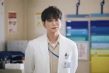 <19番目のカルテ>医療監修・生坂政臣医師が松本潤を絶賛「松本さんの演技を思い出して、私自身の問診姿勢を正すほどです」