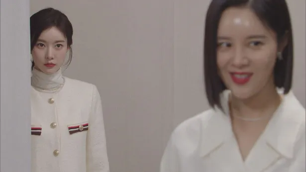 「優雅な帝国」