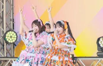 CUTIE STREET、デビュー1周年でメインステージに登場「今年の夏はきゅーすとがハッピーにするね～！」＜TIF2025＞