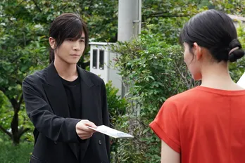 岩田剛典“鳴木”、大西礼芳“安藤”から真実を聞き出す手腕にしびれる…「かっこよすぎ」の声＜DOCTOR PRICE＞