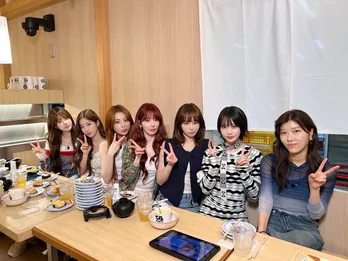 LE SSERAFIM、『あのちゃんねる』に初参戦 回転寿司を満喫しドン・キホーテで爆買いも