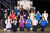 「SASUKEアイドル予選会2025-出場権争奪バトル-」に出場した12人のアイドルたちとSASUKEレジェンド