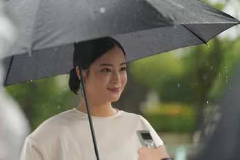 広瀬すず、吉田羊らと長崎の平和公園を訪問「この場所で起きたことを知ってもらうきっかけになれば」