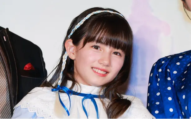 「不思議の国でアリスと -Dive in Wonderland-」でアリスを演じるマイカ ピュ