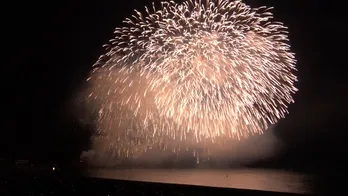 熊野大花火大会を打ち上げからフィナーレ“鬼ヶ城大仕掛け”まで生中継、ゲストは照英&元乃木坂46・阪口珠美