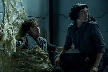 「さすがの緊迫感！」フェイスハガーの“中身”も…『エイリアン』新作で視聴者衝撃