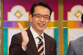 福澤朗＆宮部のぞみ、劇中では見られない笑顔のオフショットに「この2人何を隠してるのか気になる…」の声＜放送局占拠＞