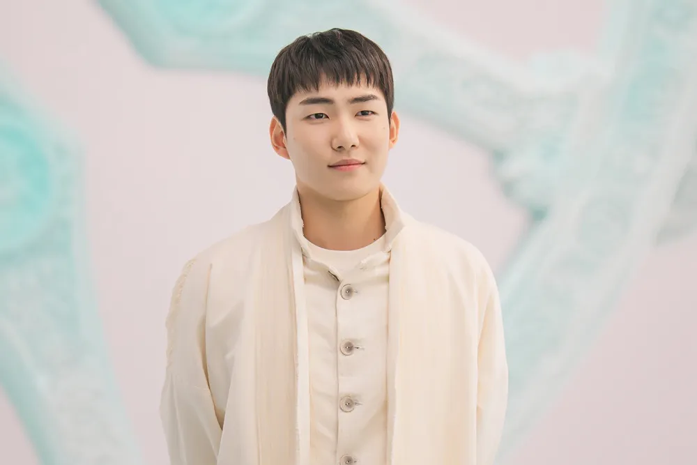 菩薩役のタン・ジュンサン