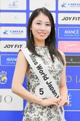 塚紗里依さん