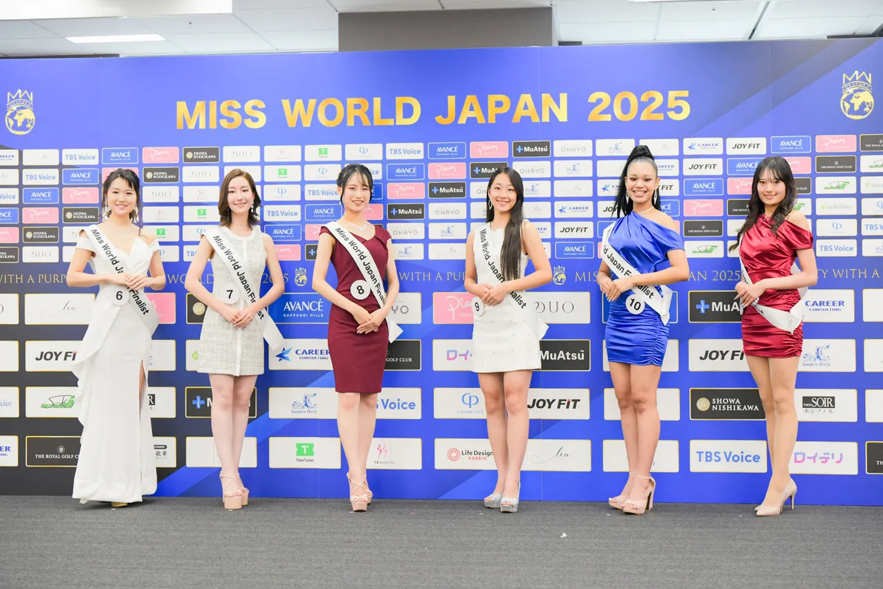 (左から)アリサさん、岡崎瞳子さん、寺井優奈さん、小林桧乃さん、大室恵美里さん、大沢由紀さん