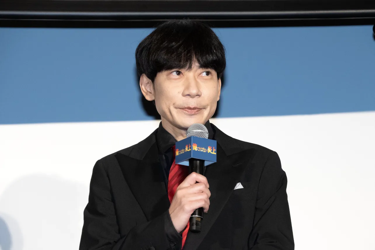 山縣泰介(阿部寛)の同僚で大帝ハウスの営業部の野井大輔役の板倉俊之(インパルス)