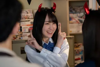 賀喜遥香&筒井あやめ“ルカルカ”のコスプレに「かわいい!」の声 エンディング動画もハロウィン仕様<量産型ルカ>