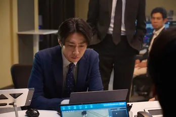 水嶋凜“琴音”が相葉雅紀“名波”を質問攻め「ロックオンされてる？」「失礼よー！」の声＜大追跡～警視庁SSBC強行犯係～＞