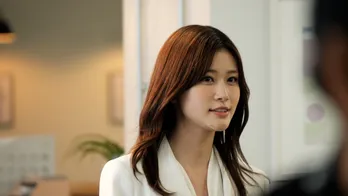 生見愛瑠、やってみたいことは「下まつ毛にワンポイントで付ける、つけまつ毛」