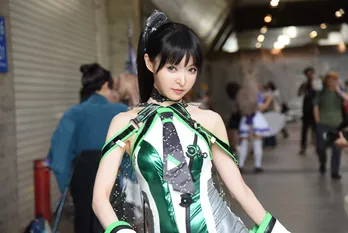 「NIKKE」との“コラボ版”武器も鋭意制作中…「ステラ―ブレイド」コスプレイヤーのこだわり＜ワンフェス2025[夏]＞