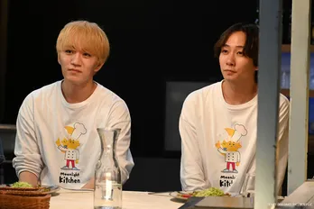 神山智洋“翔太”＆中村海人“輝元”、女性陣の“恋愛観・結婚観”に困惑 「ミッドナイト屋台2」第6話あらすじ＆場面写真公開