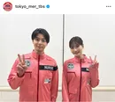 鈴木亮平＆菜々緒、足が長すぎる全身ショットに「眼福」の声＜TOKYO MER＞