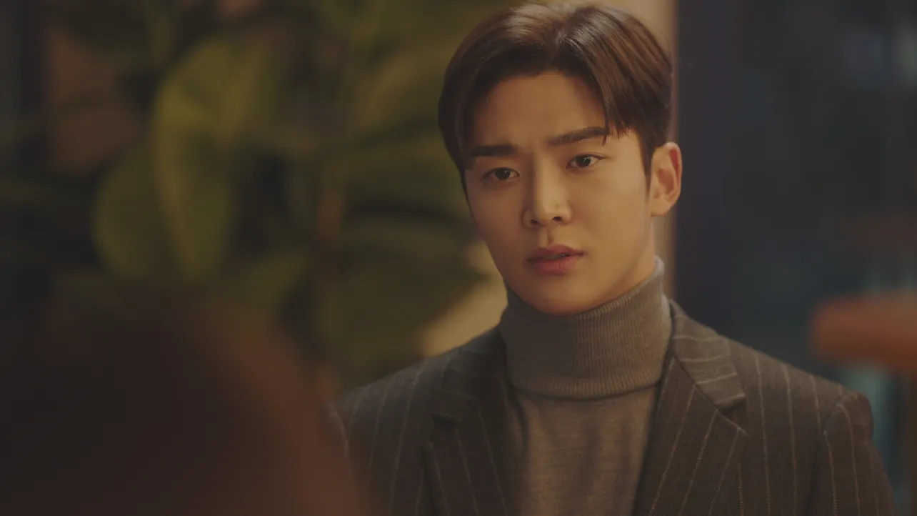 10月に入隊を控える、SF9出身ロウンの出演作「先輩、その口紅塗らない