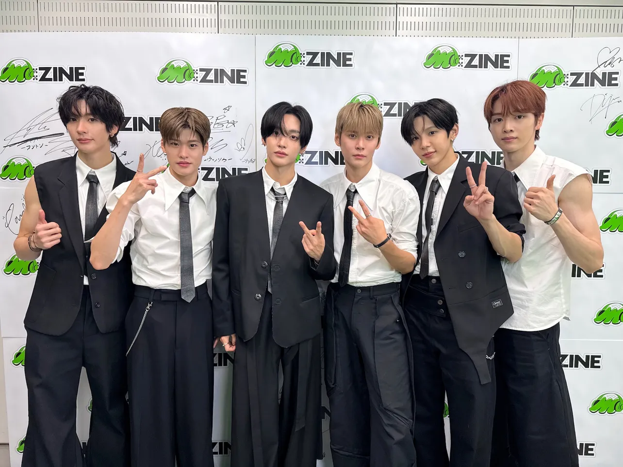 「SM ENTERTAINMENT 大集合SP M:ZINE(エンジン)特別編」より