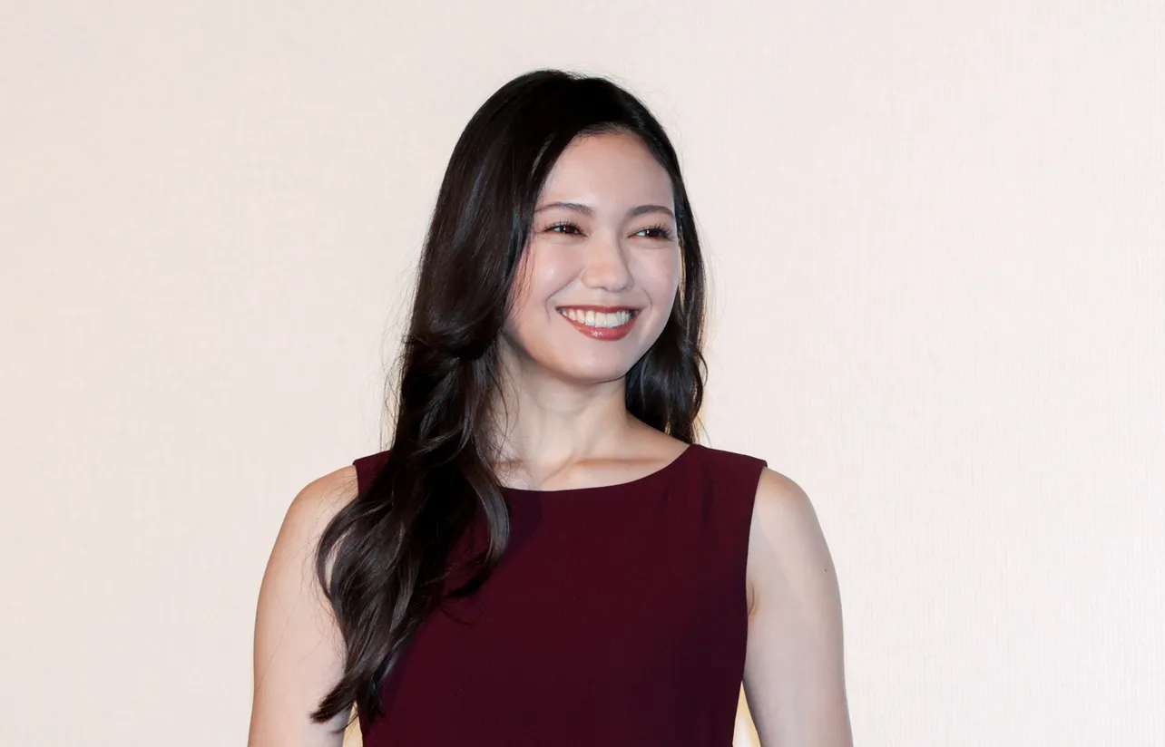 映画「遠い山なみの光」公開記念舞台あいさつより