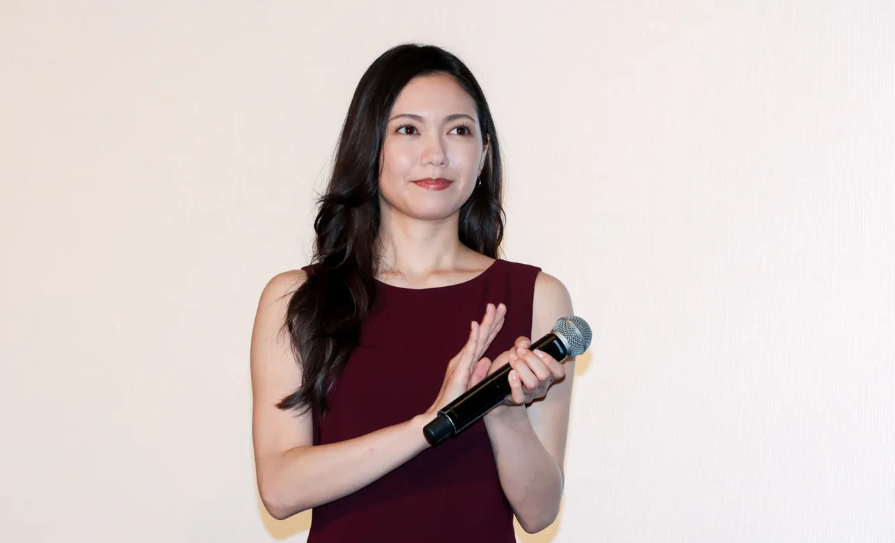 映画「遠い山なみの光」公開記念舞台あいさつより