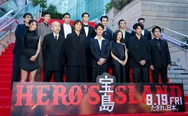 映画「宝島」東京プレミアのレッドカーペットより