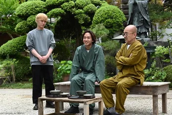 神山智洋“翔太”と中村海人“輝元”が懐かしの寺へ 「ミッドナイト屋台2」第7話あらすじ＆場面写真公開