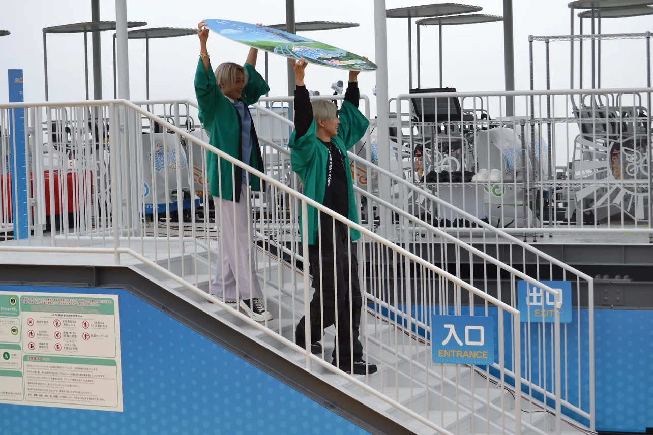 高尾楓弥(写真左)と高尾颯斗