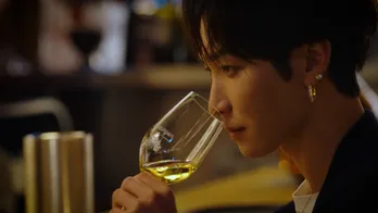 Snow Man渡辺翔太、オーストリアの音楽、アート、食文化に触れ“新たな自分”に出会っていく＜オーストリアに憧れて＞