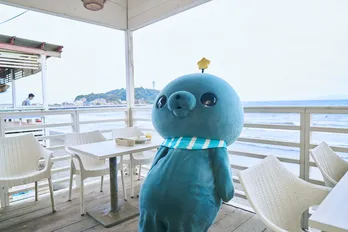 陽キャ×潮風に翻弄…タマ、海の家ではたらく/タマのアルバイト報告書(7)【「教育番組」連載】