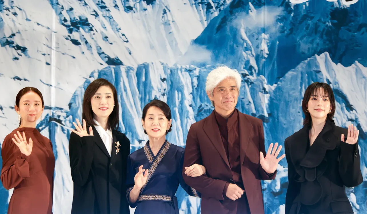 映画「てっぺんの向こうにあなたがいる」完成披露試写会より